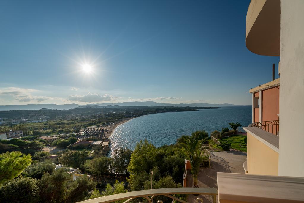 Balcony Boutique Hotel (Adults Only) تسيليفي الغرفة الصورة