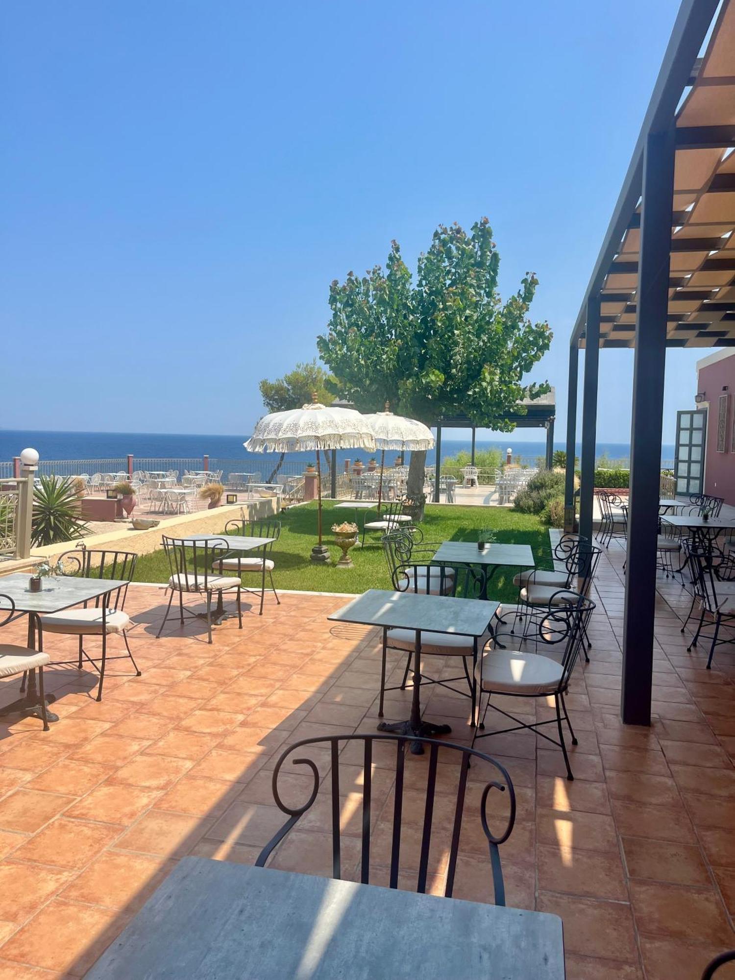 Balcony Boutique Hotel (Adults Only) تسيليفي المظهر الخارجي الصورة